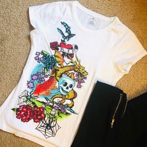 🔥3/$25 Tattoo Art Halloween T-shirt EUC